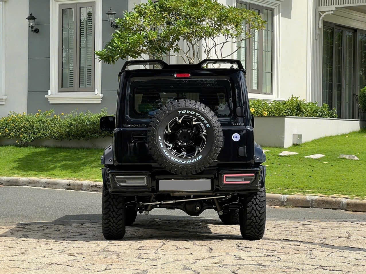 Suzuki Jimny mới lăn bánh 500 km rao bán 1,4 tỷ đồng Suzuki Jimny mới lăn bánh 500 km rao bán 1,4 tỷ đồng