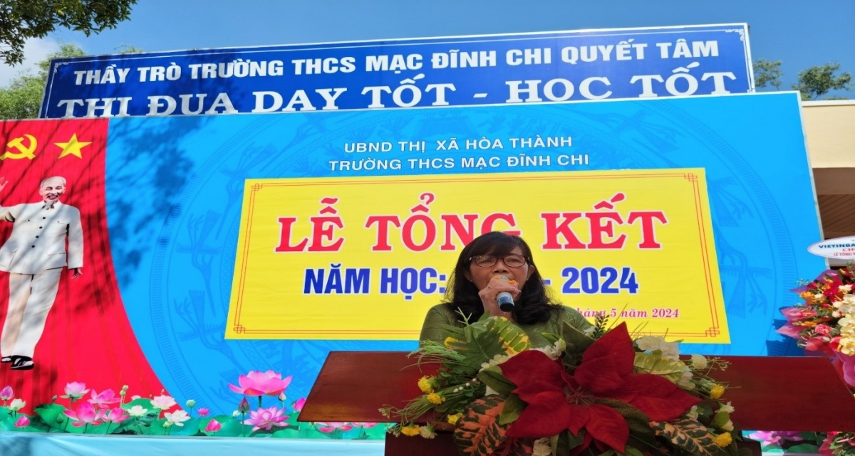 Cô tổng phụ trách Đội ở tuổi… bà ngoại của Trường THCS Mạc Đĩnh Chi