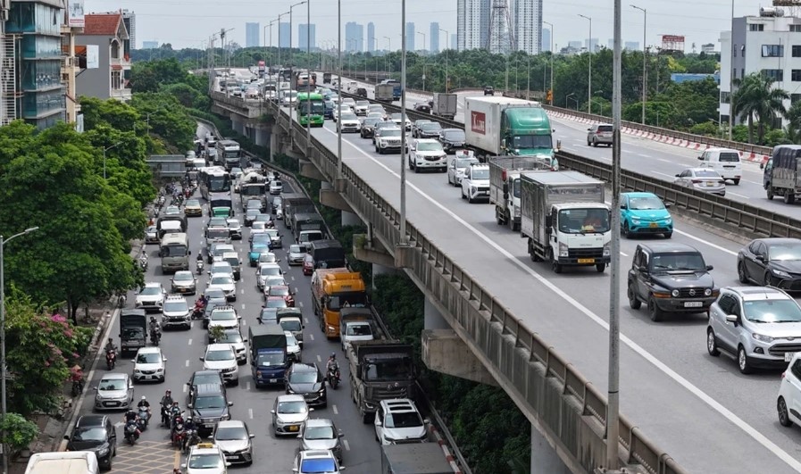 Phân luồng giao thông để hạn chế ùn tắc trong ngày cuối kỳ nghỉ lễ 2/9