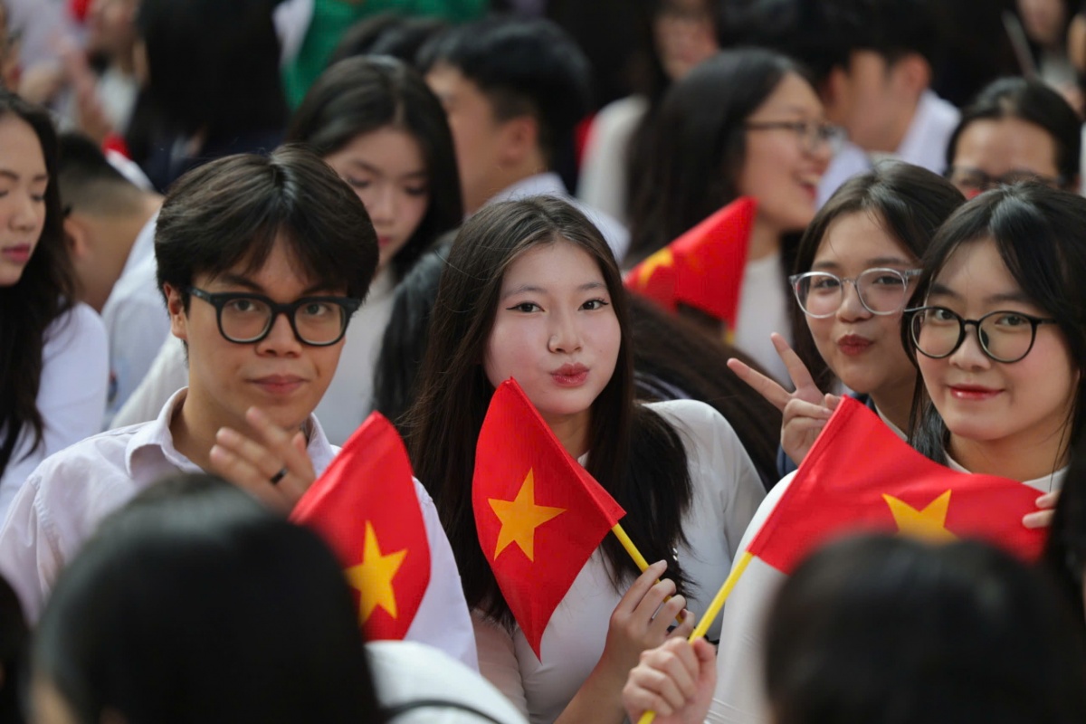 Tâm sự người làm nghề “trồng người” ngày khai giảng: “Năm nào tôi cũng xúc động như lần đầu”