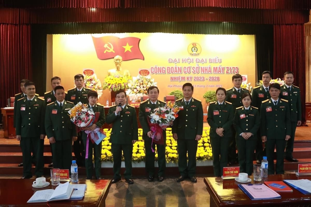 Mái ấm Công đoàn - nghĩa tình đồng đội ở Nhà máy Z173 Mái ấm Công đoàn - nghĩa tình đồng đội ở Nhà máy Z173