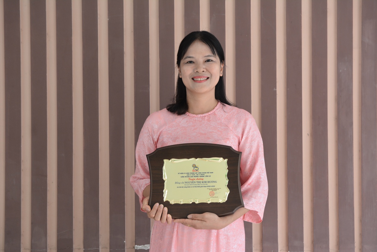 Công đoàn chi hơn 2,7 tỷ đồng hỗ trợ đoàn viên, người lao động khó khăn