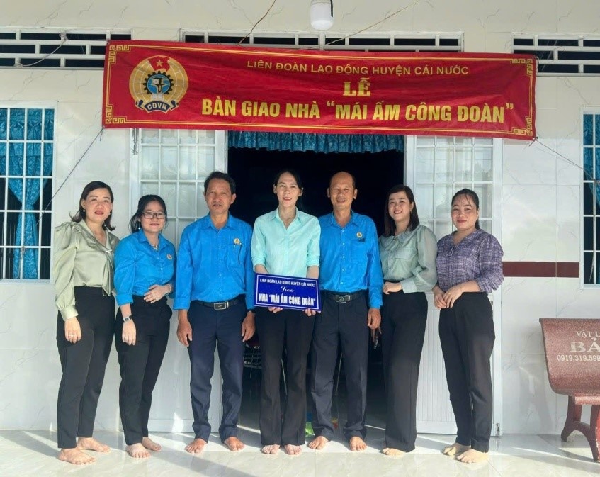 “Thủ lĩnh” các phong trào của Liên đoàn Lao động huyện Cái Nước