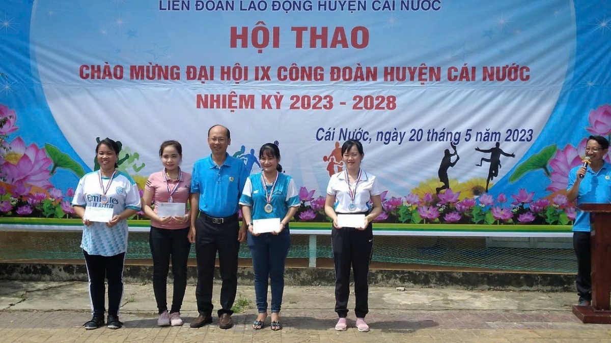 “Thủ lĩnh” các phong trào của Liên đoàn Lao động huyện Cái Nước