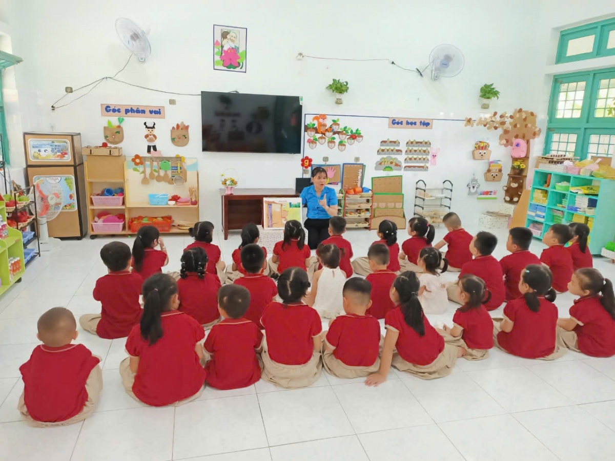 Cô giáo mầm non kiên trì “bám nghề” nhờ Công đoàn động viên, hỗ trợ