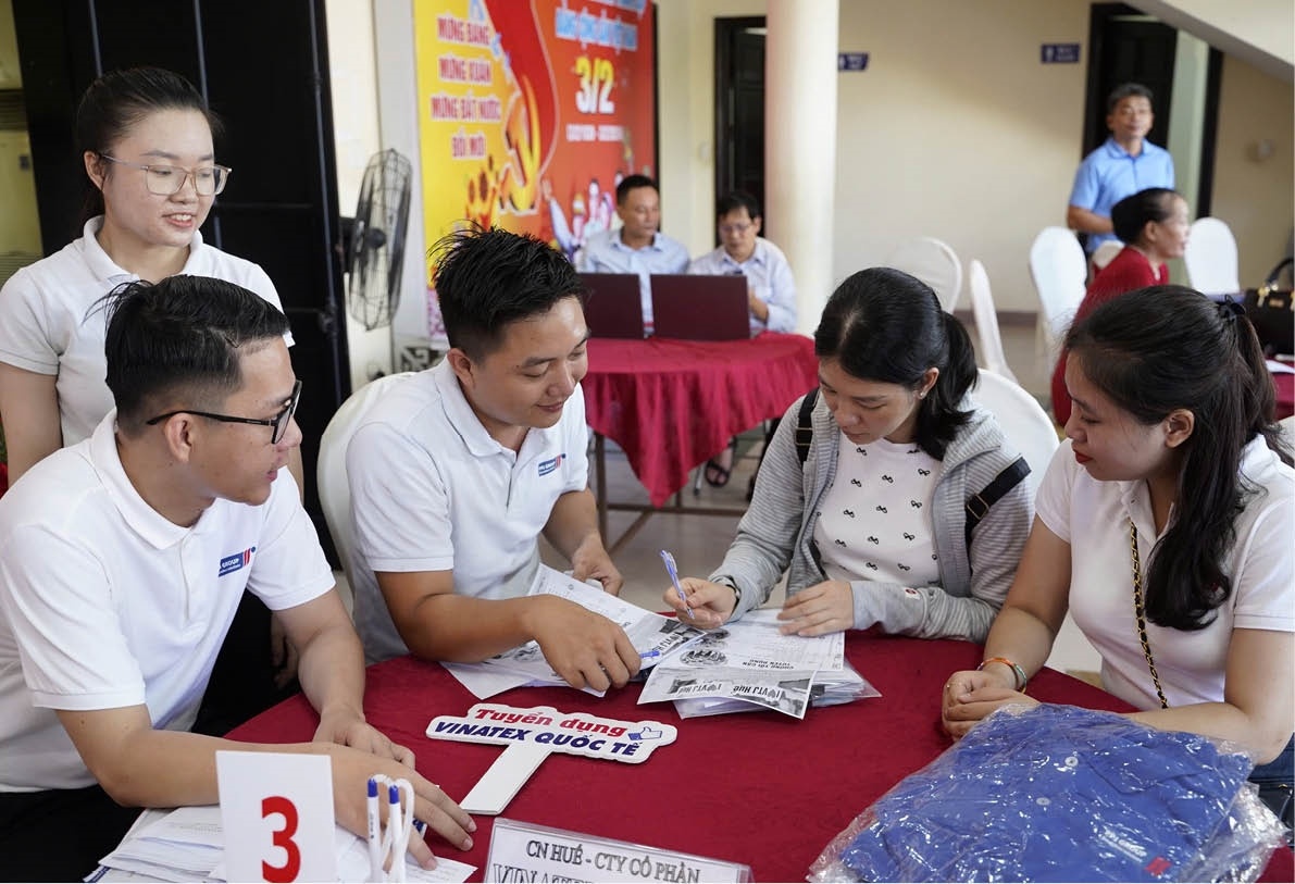 Thừa Thiên Huế: Hơn 7.400 việc làm được kết nối qua sàn giao dịch điện tử