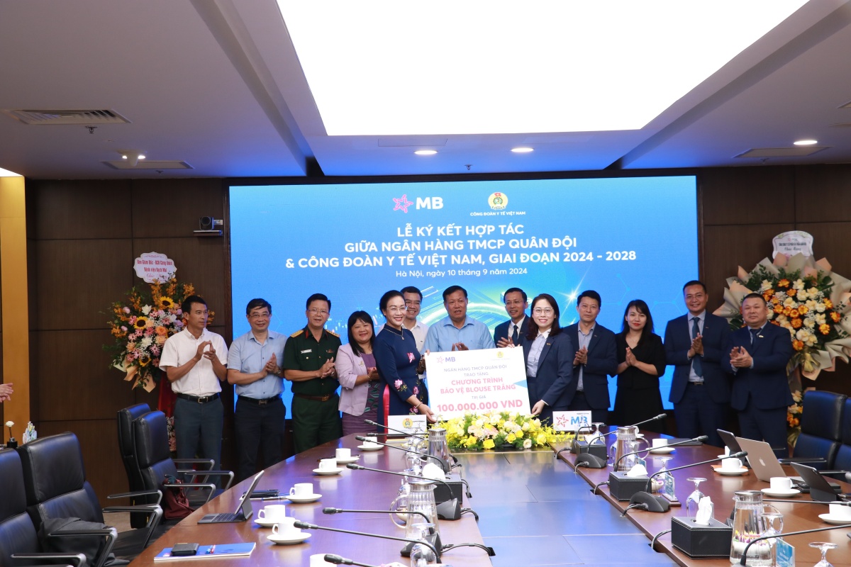 Chủ động tìm kiếm đối tác, ký thỏa thuận mang lại phúc lợi tài chính cho người lao động ngành Y tế Chủ động tìm kiếm đối tác, ký thỏa thuận mang lại phúc lợi tài chính cho người lao động ngành Y tế