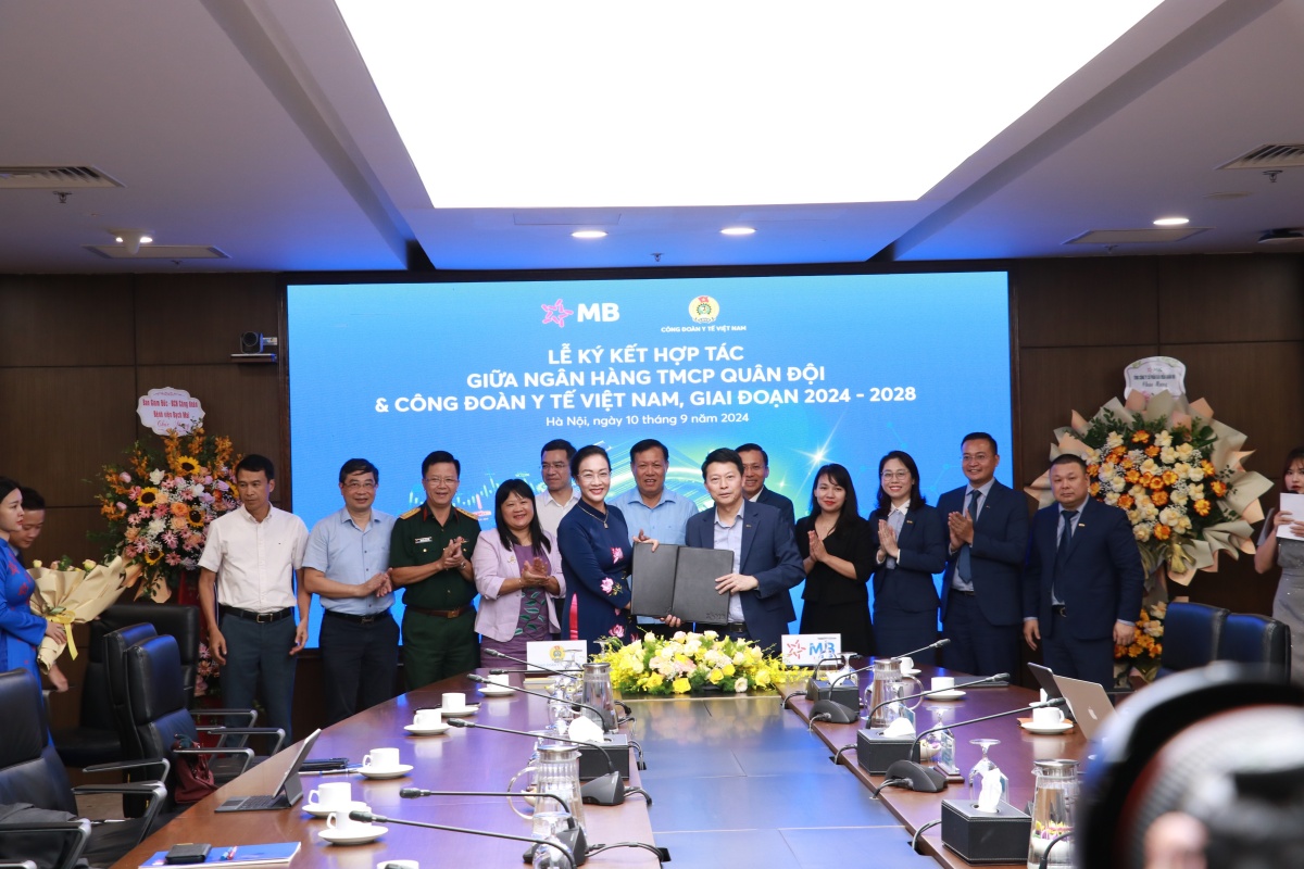 Chủ động tìm kiếm đối tác, ký thỏa thuận mang lại phúc lợi tài chính cho người lao động ngành Y tế Chủ động tìm kiếm đối tác, ký thỏa thuận mang lại phúc lợi tài chính cho người lao động ngành Y tế