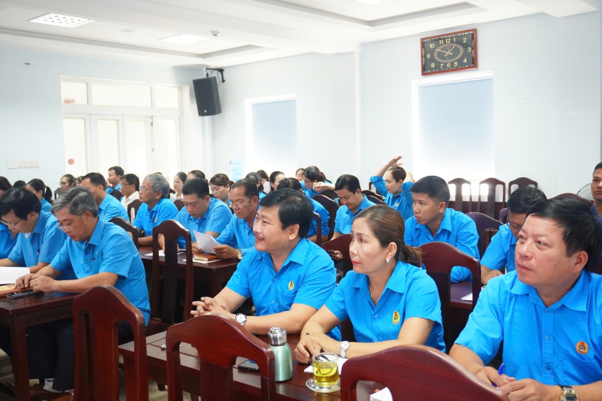 Thừa Thiên Huế: Trên 85% công nhân lao động được nâng cao đời sống văn hoá tinh thần Thừa Thiên Huế: Trên 85% công nhân lao động được nâng cao đời sống văn hoá tinh thần