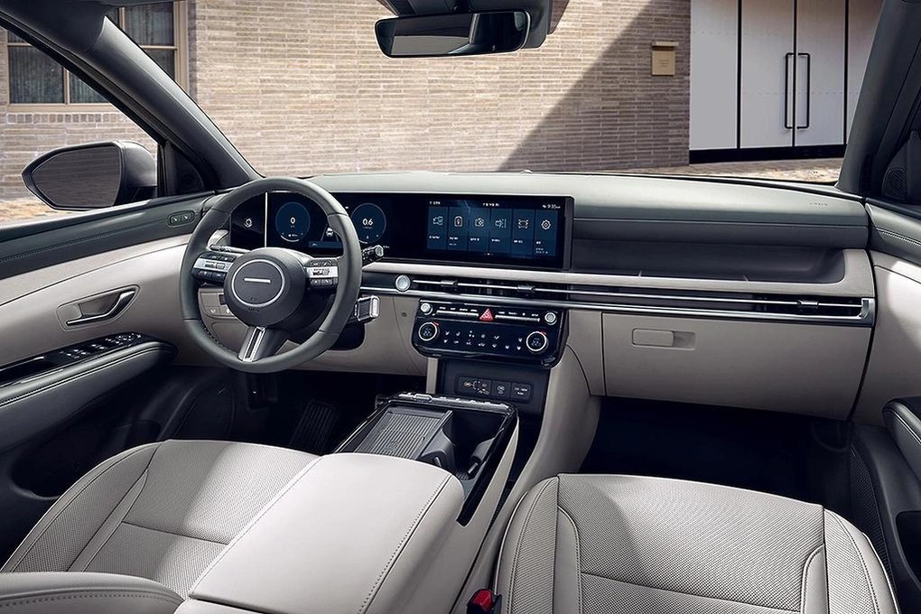 Đại lý nhận cọc Hyundai Tucson bản nâng cấp, có thể ra mắt vào tháng 10, giá tăng ít nhất khoảng 20 triệu đồng Đại lý nhận cọc Hyundai Tucson bản nâng cấp, có thể ra mắt vào tháng 10, giá tăng ít nhất khoảng 20 triệu đồng