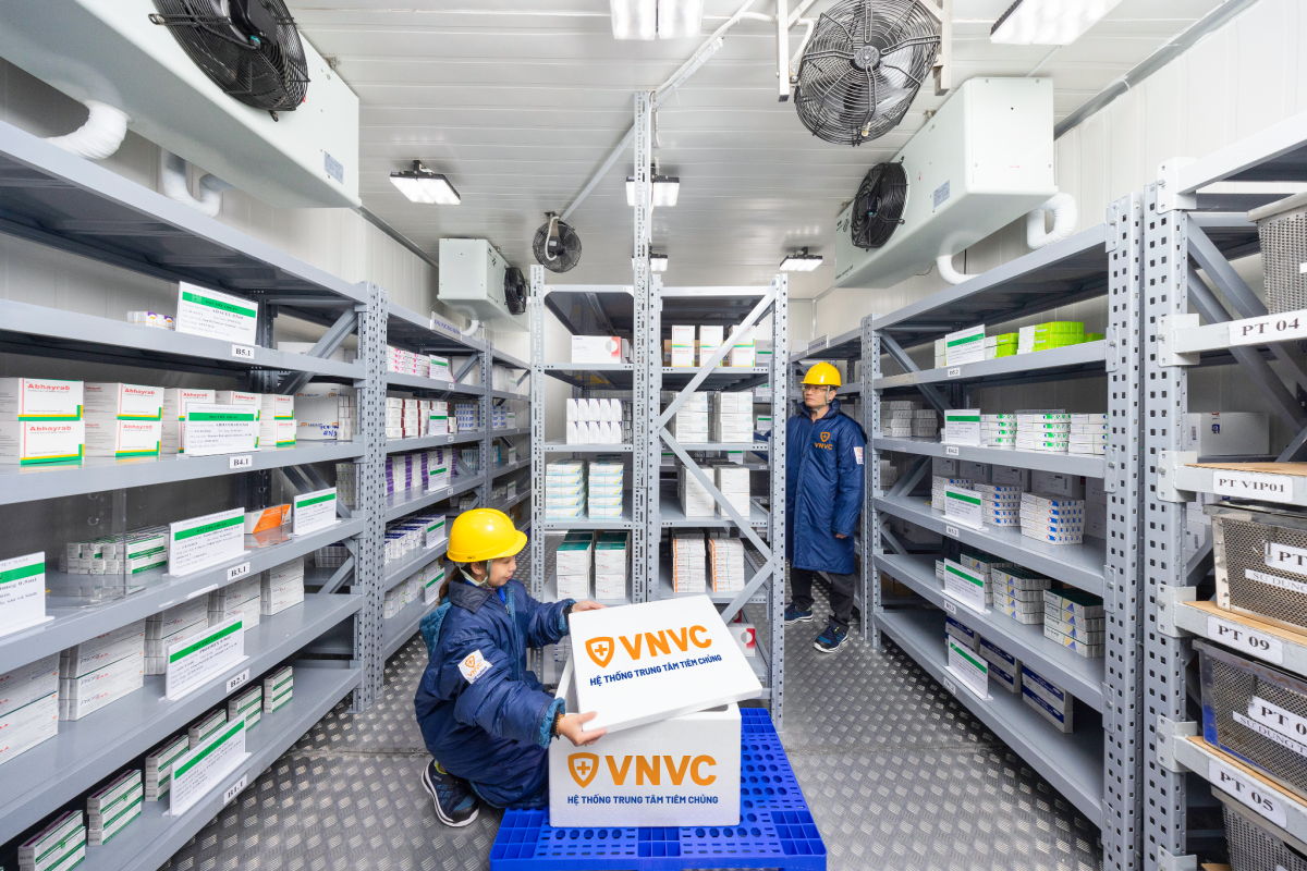 VNVC chủ lực tiêm vắc xin an toàn trong chiến dịch bao phủ vắc xin sởi tại TP.HCM VNVC chủ lực tiêm vắc xin an toàn trong chiến dịch bao phủ vắc xin sởi tại TP.HCM