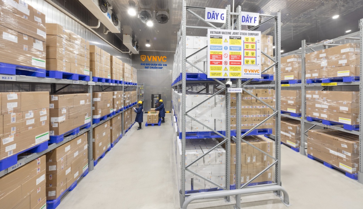 VNVC chủ lực tiêm vắc xin an toàn trong chiến dịch bao phủ vắc xin sởi tại TP.HCM VNVC chủ lực tiêm vắc xin an toàn trong chiến dịch bao phủ vắc xin sởi tại TP.HCM