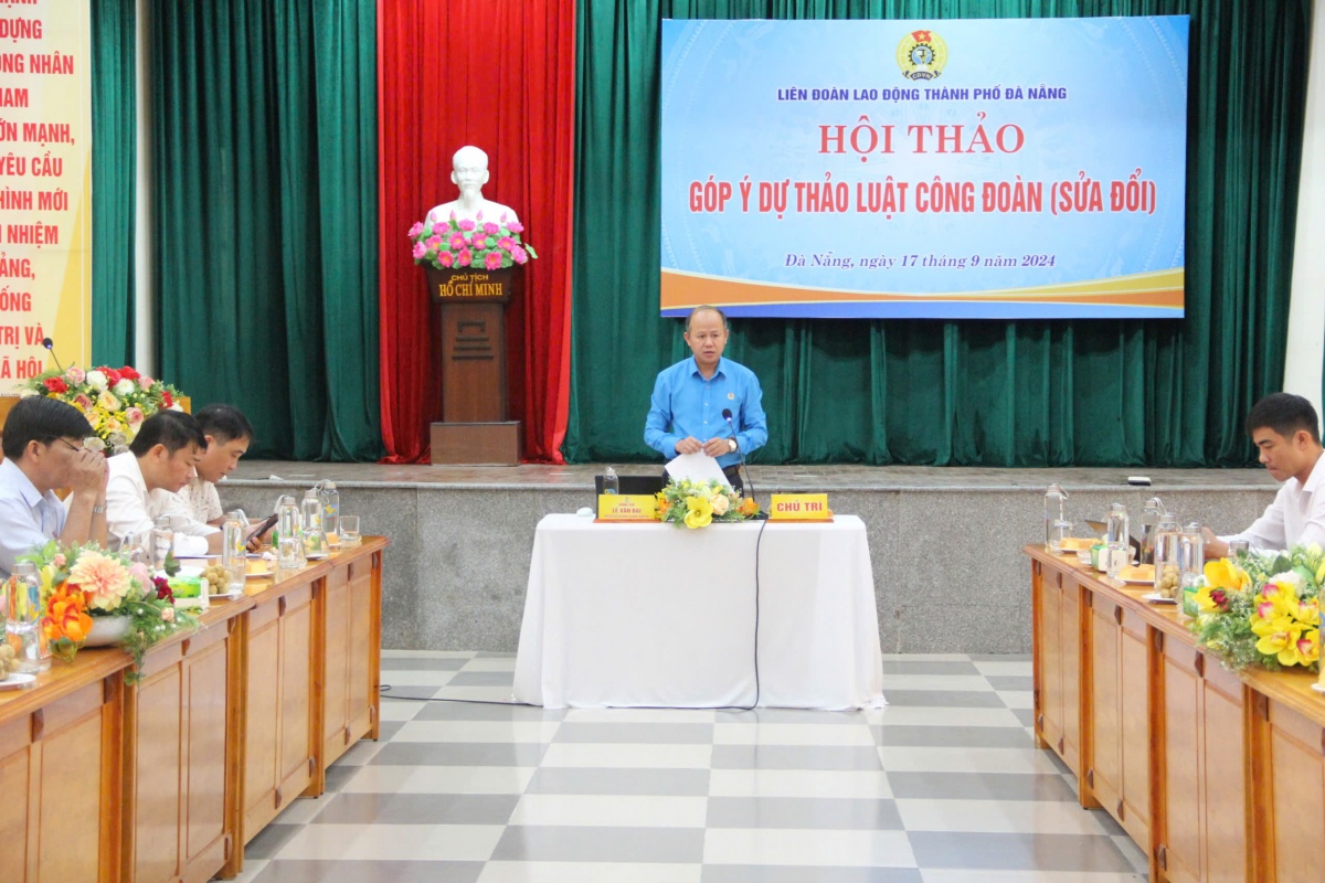 Cần quy định rõ công đoàn là uỷ quyền đương nhiên bảo vệ người lao động trước toà