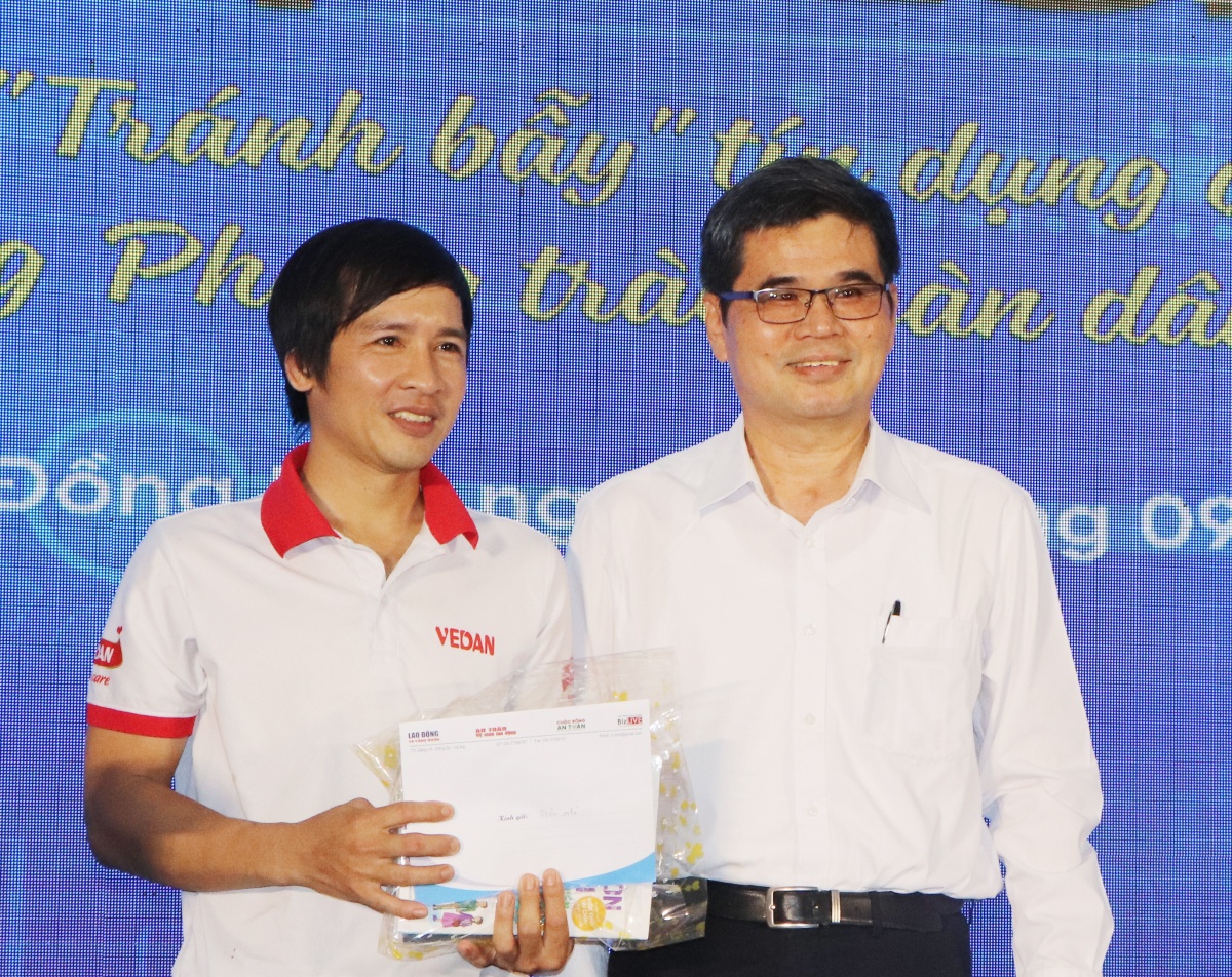 Tăng phúc lợi để công nhân không vướng bẫy “tín dụng đen”