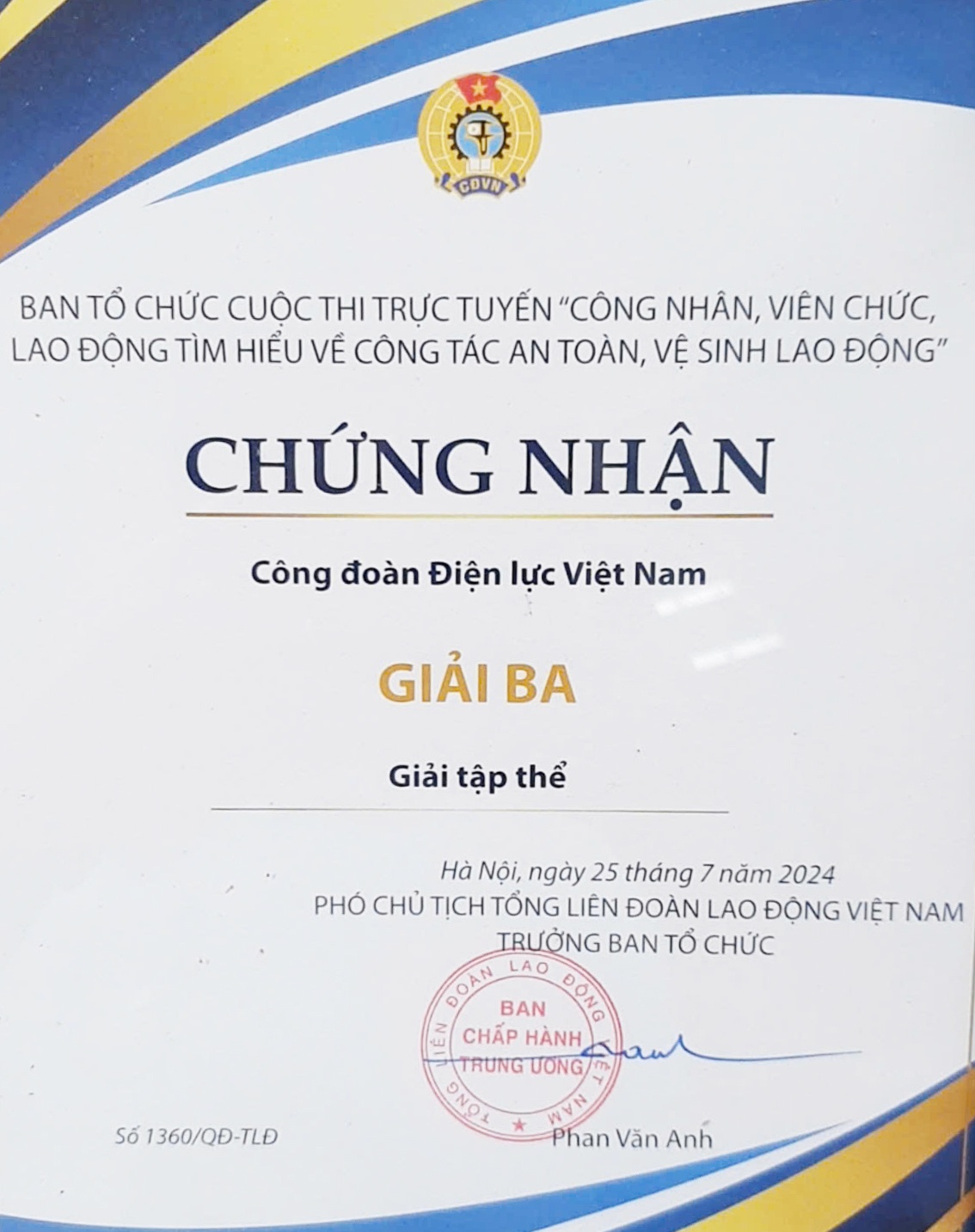An toàn lao động đã trở thành thói quen, hành vi của từng cán bộ, nhân viên ngành Điện lực