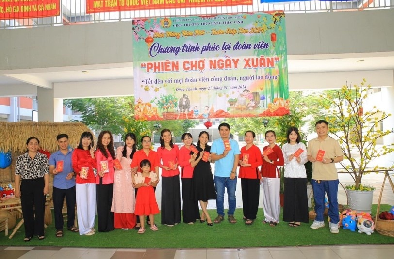 Nữ Chủ tịch Công đoàn trường tài năng, nhiệt huyết và sáng tạo Nữ Chủ tịch Công đoàn trường tài năng, nhiệt huyết và sáng tạo