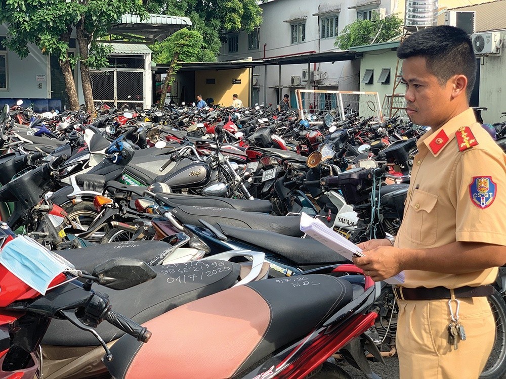 Thủ tục lấy xe bị giam giữ như thế nào? Thủ tục lấy xe bị giam giữ như thế nào?