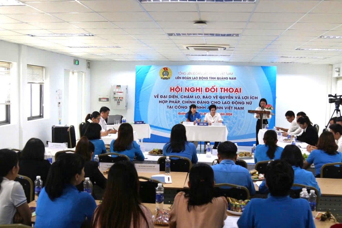 Sau đối thoại, lao động nữ được hỗ trợ 200.000đ/ngày/người/sự kiện dịp lễ 8/3 và 20/10 Sau đối thoại, lao động nữ được hỗ trợ 200.000đ/ngày/người/sự kiện dịp lễ 8/3 và 20/10