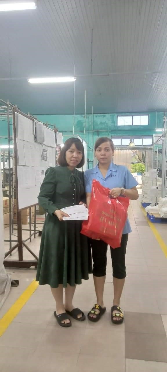 Công đoàn Công ty CP Dệt may Huế: “Dệt yêu thương”