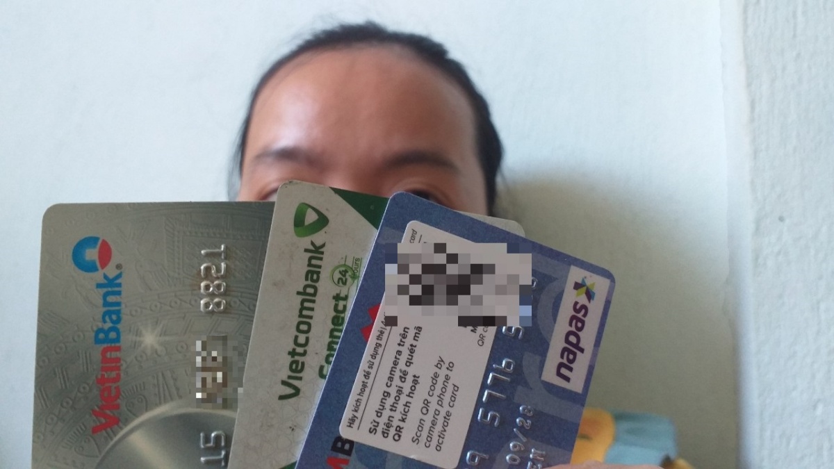 Bài 2: Những chiếc thẻ làm khốn khó thêm đời sống công nhân