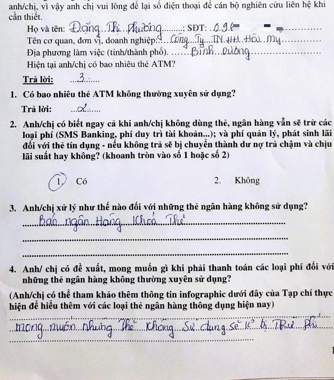 “Bẫy nợ” thẻ ngân hàng - Bài 3: Trên 60% công nhân dùng từ 2 thẻ ATM trở lên “Bẫy nợ” thẻ ngân hàng - Bài 3: Trên 60% công nhân dùng từ 2 thẻ ATM trở lên