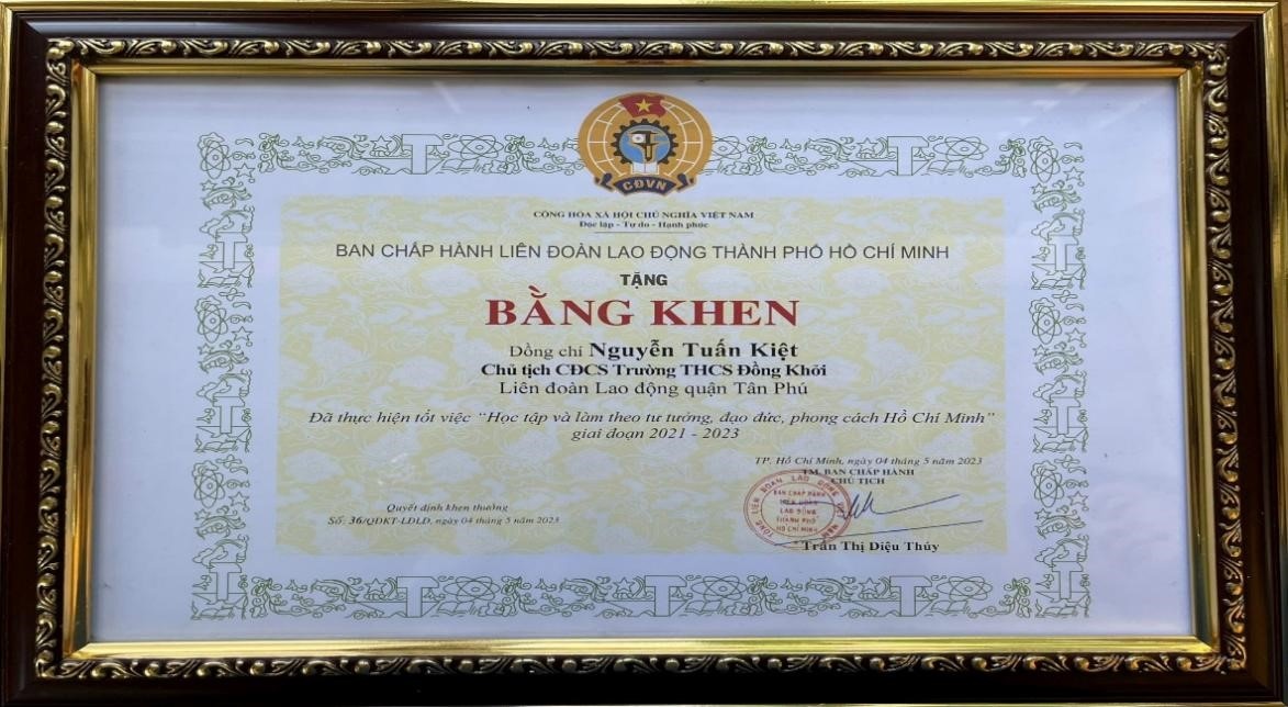 Chủ tịch Công đoàn tận tâm của Trường THCS Đồng Khởi