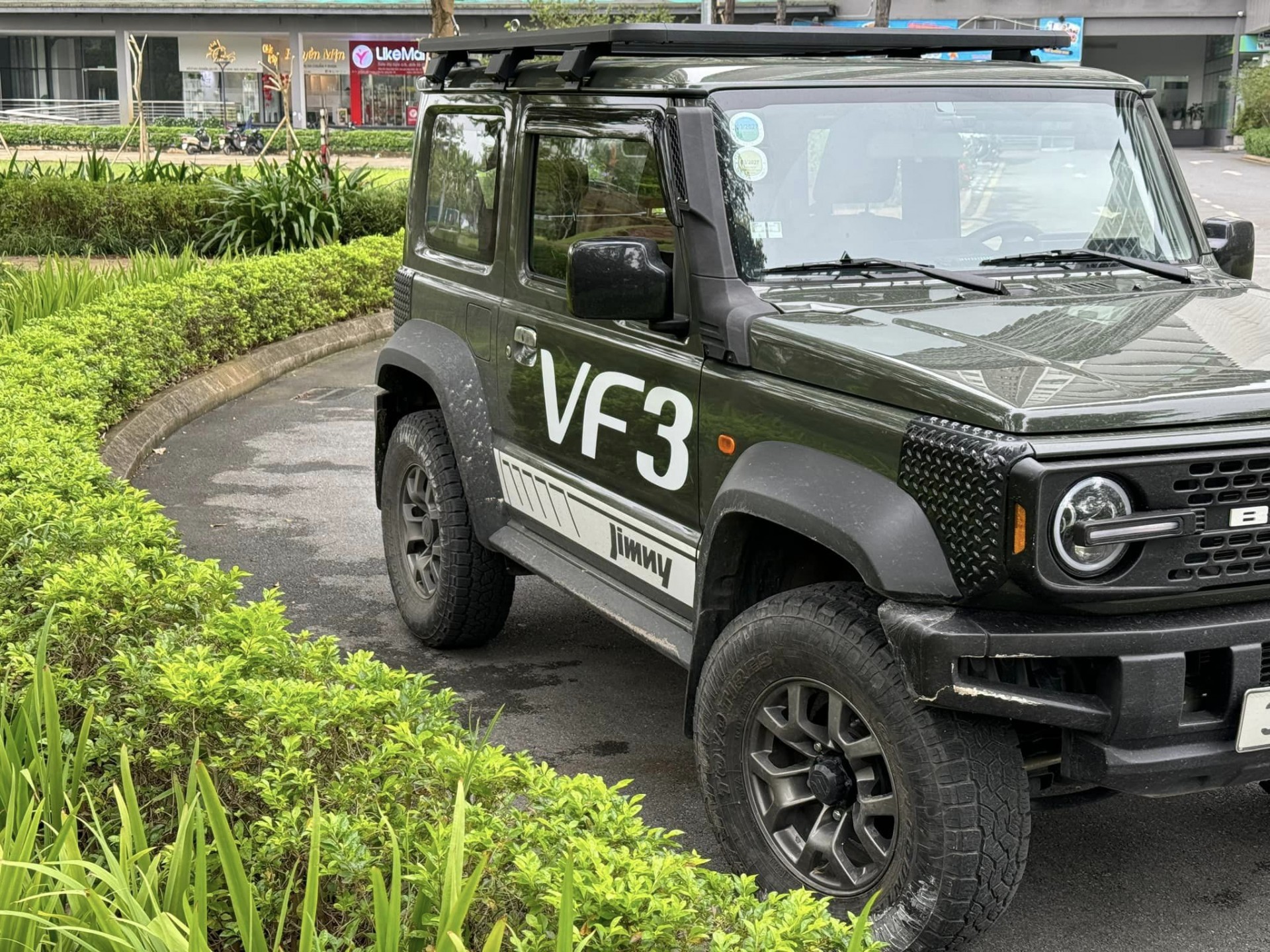 Mua Suzuki Jimny 'kèm lạc' 150 triệu đồng xong độ thành VinFast VF 3 vì yêu xe điện Mua Suzuki Jimny 'kèm lạc' 150 triệu đồng xong độ thành VinFast VF 3 vì yêu xe điện