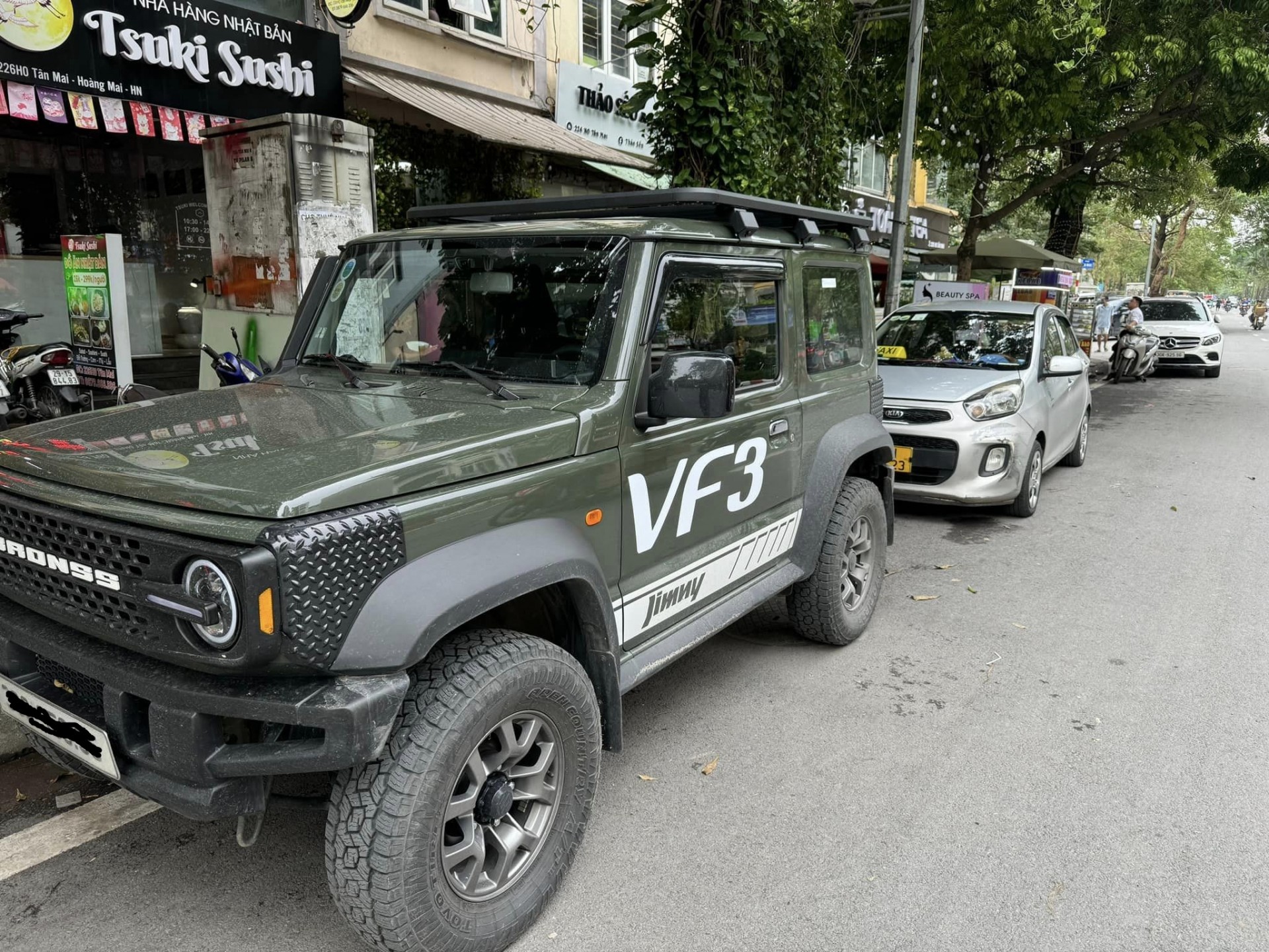 Mua Suzuki Jimny 'kèm lạc' 150 triệu đồng xong độ thành VinFast VF 3 vì yêu xe điện Mua Suzuki Jimny 'kèm lạc' 150 triệu đồng xong độ thành VinFast VF 3 vì yêu xe điện