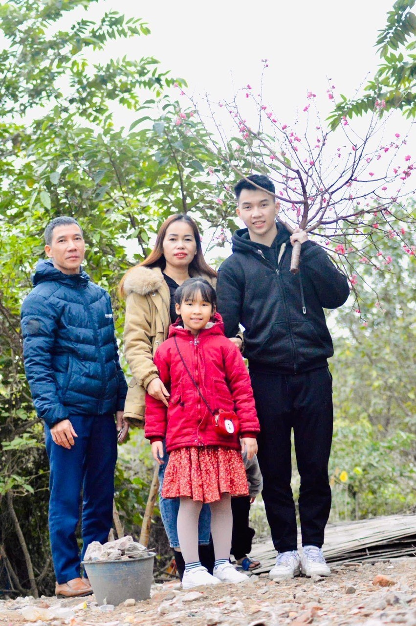 Người bảo vệ gần gũi, thân thiện của Trường Tiểu học Trung Yên Người bảo vệ gần gũi, thân thiện của Trường Tiểu học Trung Yên