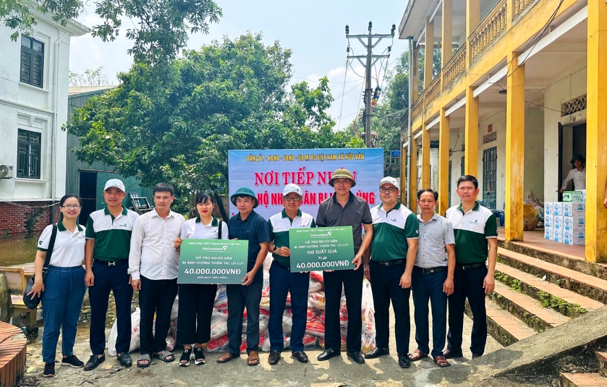 Vietcombank giảm lãi suất cho vay hỗ trợ cá nhân, doanh nghiệp bị ảnh hưởng bởi cơn bão số 3 - Yagi