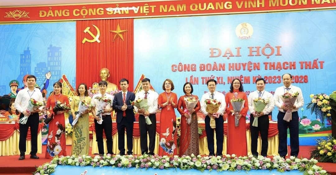 Cô giáo hơn 20 năm gắn bó, tận tụy với công tác Công đoàn