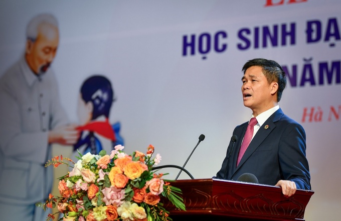 “Mong các em tương lai sẽ trở thành những đoàn viên xứng đáng của Công đoàn Việt Nam” “Mong các em tương lai sẽ trở thành những đoàn viên xứng đáng của Công đoàn Việt Nam”