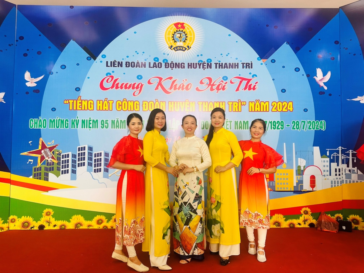 Nữ Chủ tịch Công đoàn trường lan tỏa yêu thương và tinh thần đoàn kết Nữ Chủ tịch Công đoàn trường lan tỏa yêu thương và tinh thần đoàn kết