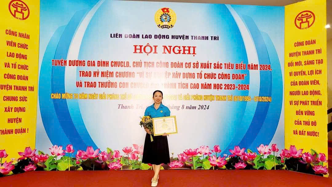 Nữ Chủ tịch Công đoàn trường lan tỏa yêu thương và tinh thần đoàn kết Nữ Chủ tịch Công đoàn trường lan tỏa yêu thương và tinh thần đoàn kết