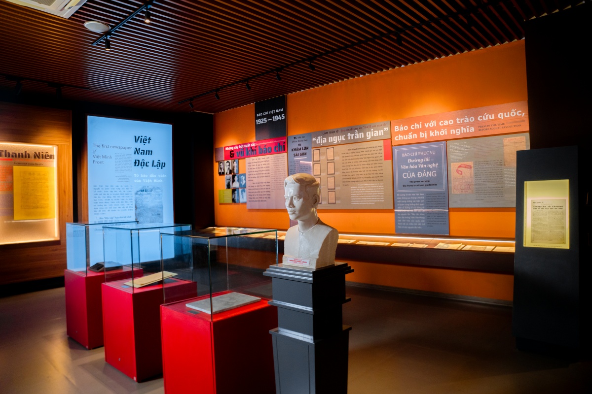 Ảnh tọa đàm "Nhà báo Nguyễn Đức Cảnh với Báo chí Cách mạng Việt Nam"