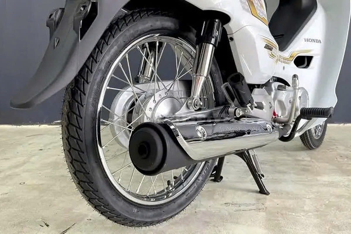 Sở hữu những gì mà đại lý bán Honda Dream 2025 giá 100 triệu đồng?