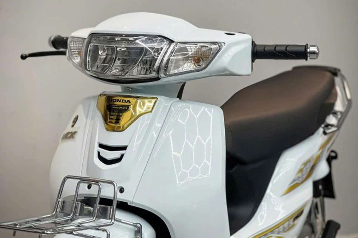 Sở hữu những gì mà đại lý bán Honda Dream 2025 giá 100 triệu đồng?