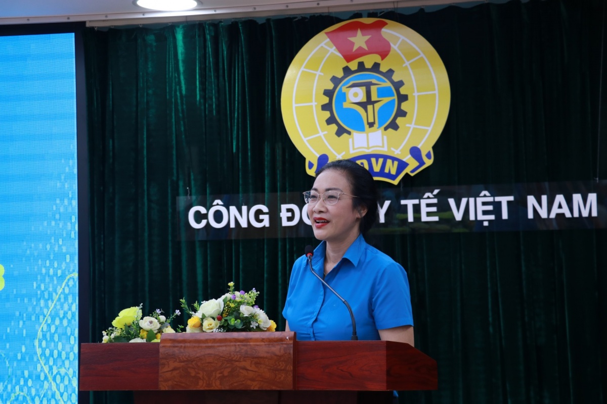 Đồng lòng chăm lo tốt hơn cho người lao động ngành Y tế Đồng lòng chăm lo tốt hơn cho người lao động ngành Y tế