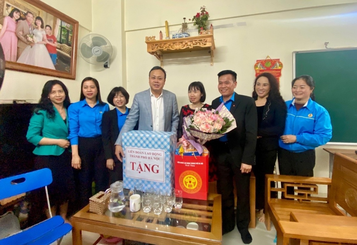 Vượt qua bạo bệnh, “hoa hướng dương” Lê Thị Liên lấy lại niềm tin vào cuộc sống Vượt qua bạo bệnh, “hoa hướng dương” Lê Thị Liên lấy lại niềm tin vào cuộc sống