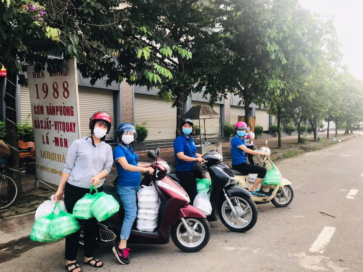 Phó Chủ tịch Công đoàn trường hăng say làm thừ thiện Phó Chủ tịch Công đoàn trường hăng say làm thừ thiện