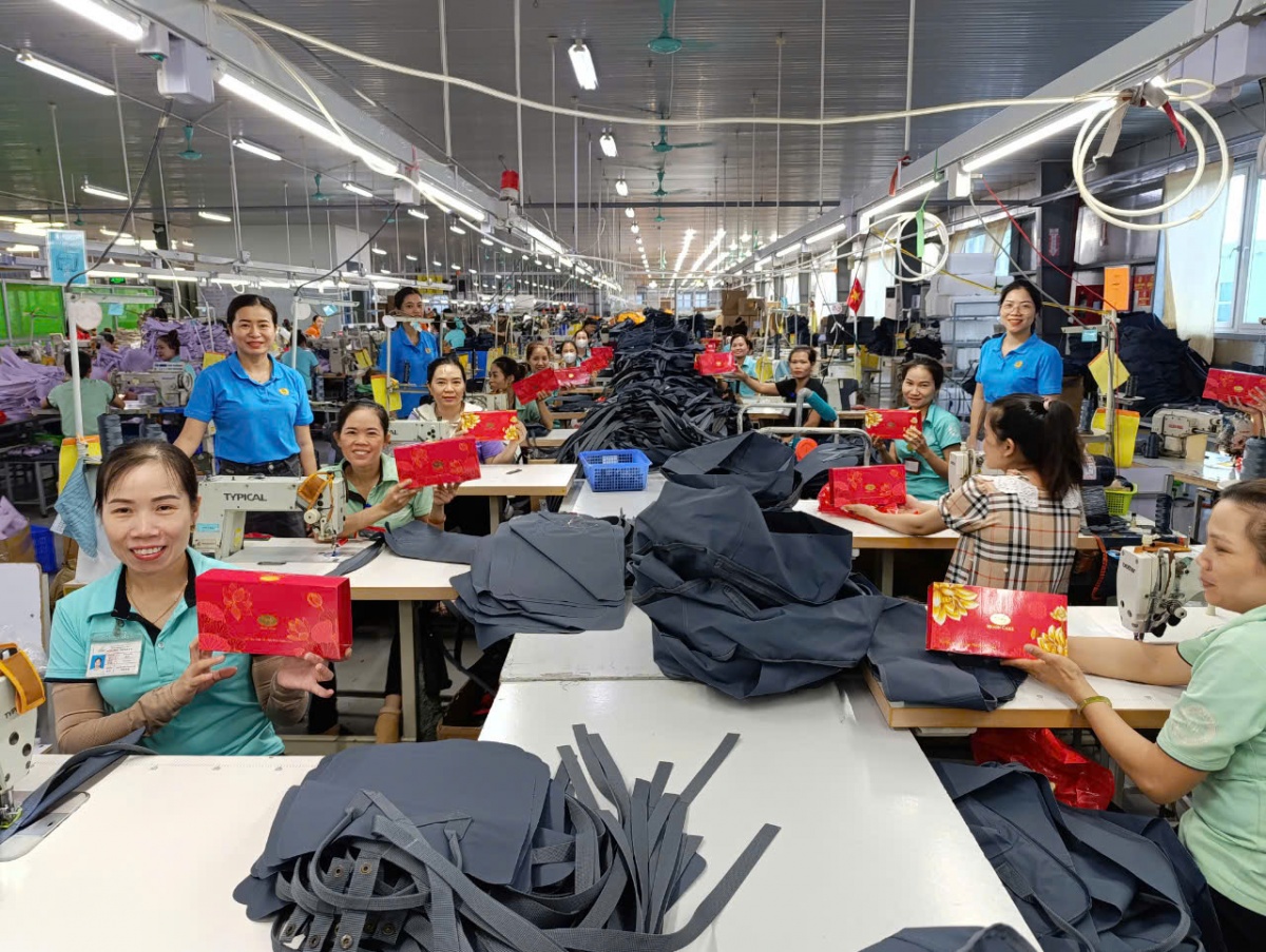 Lê Minh Ngọc - cán bộ công đoàn cống hiến hết mình vì đoàn viên, người lao động