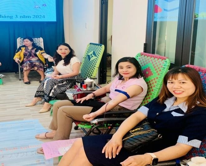 Chị Nguyễn Thị Ngọc Tĩnh, người hơn 20 năm gắn bó với công tác công đoàn Chị Nguyễn Thị Ngọc Tĩnh, người hơn 20 năm gắn bó với công tác công đoàn