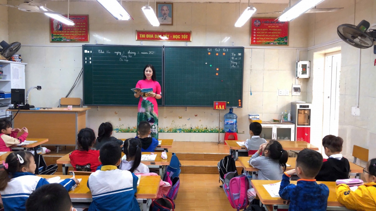 Cô Nguyễn Thị Phương Thảo - giáo viên chủ nhiệm luôn được học trò trân quý