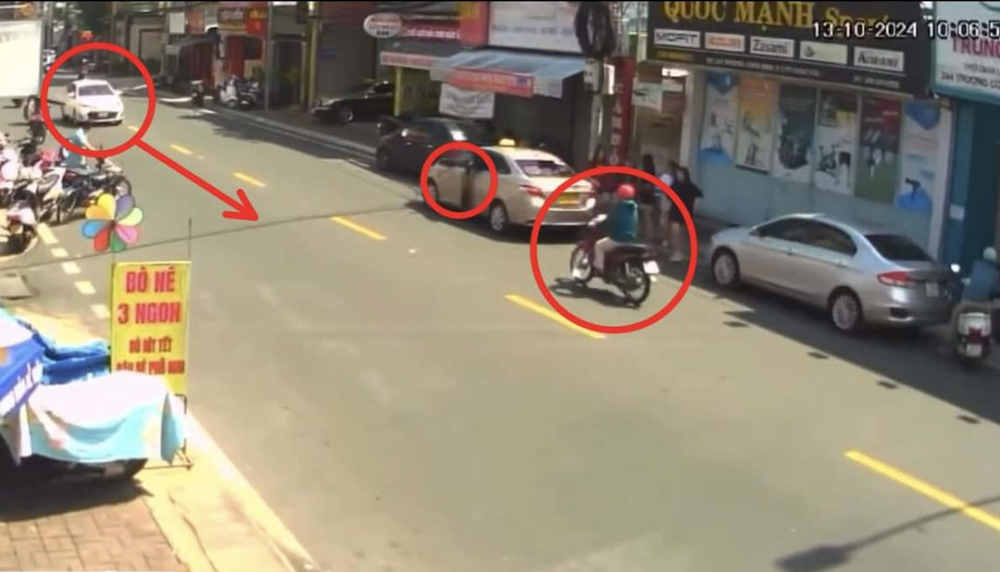 Mở cửa xe ô tô gây tai nạn làm chết một phụ nữ ở Vũng Tàu Mở cửa xe ô tô gây tai nạn làm chết một phụ nữ ở Vũng Tàu