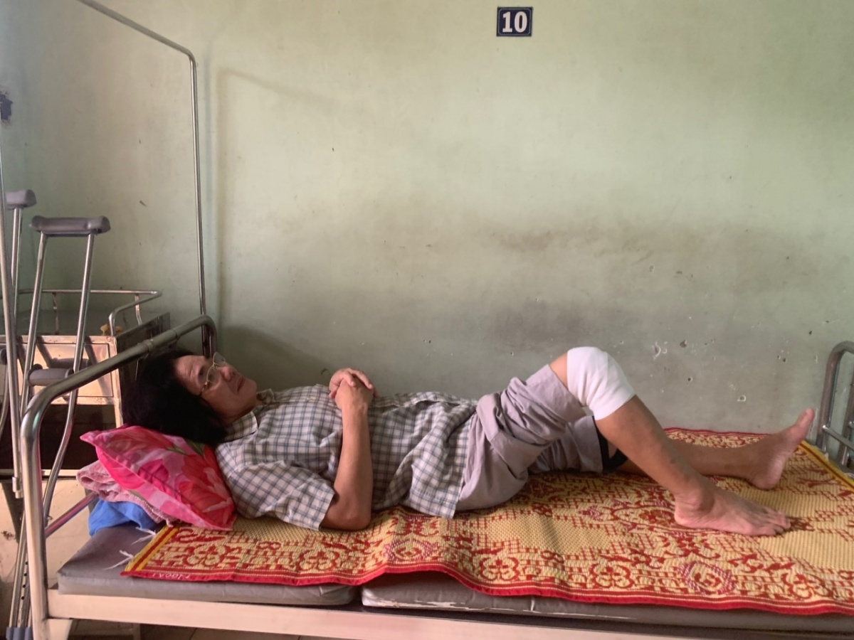 Vì sao ngành Y tế Huế chưa gặp mặt bác sĩ Lê Khắc Thu để “nắm tâm tư nguyện vọng”? Vì sao ngành Y tế Huế chưa gặp mặt bác sĩ Lê Khắc Thu để “nắm tâm tư nguyện vọng”?