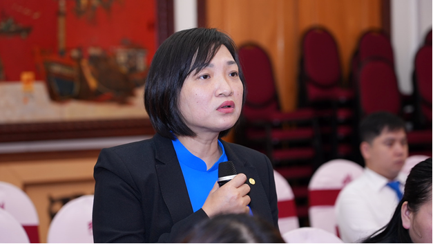 Công đoàn luôn đồng hành với đoàn viên bị bệnh hiểm nghèo Công đoàn luôn đồng hành với đoàn viên bị bệnh hiểm nghèo