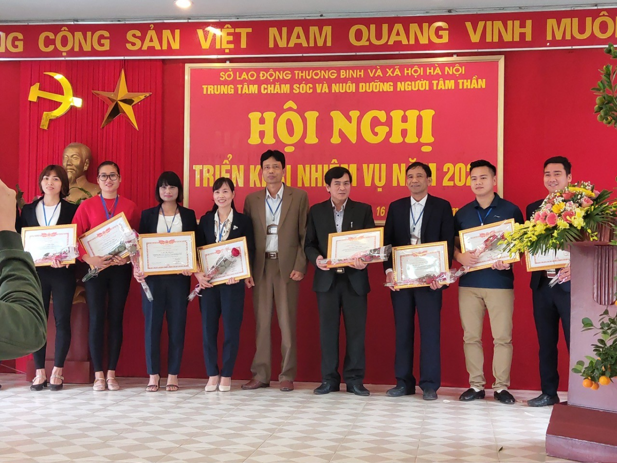 Anh Nguyễn Xuân Thành- Chủ tịch Công đoàn tích cực học tập và làm theo lời Bác Anh Nguyễn Xuân Thành- Chủ tịch Công đoàn tích cực học tập và làm theo lời Bác