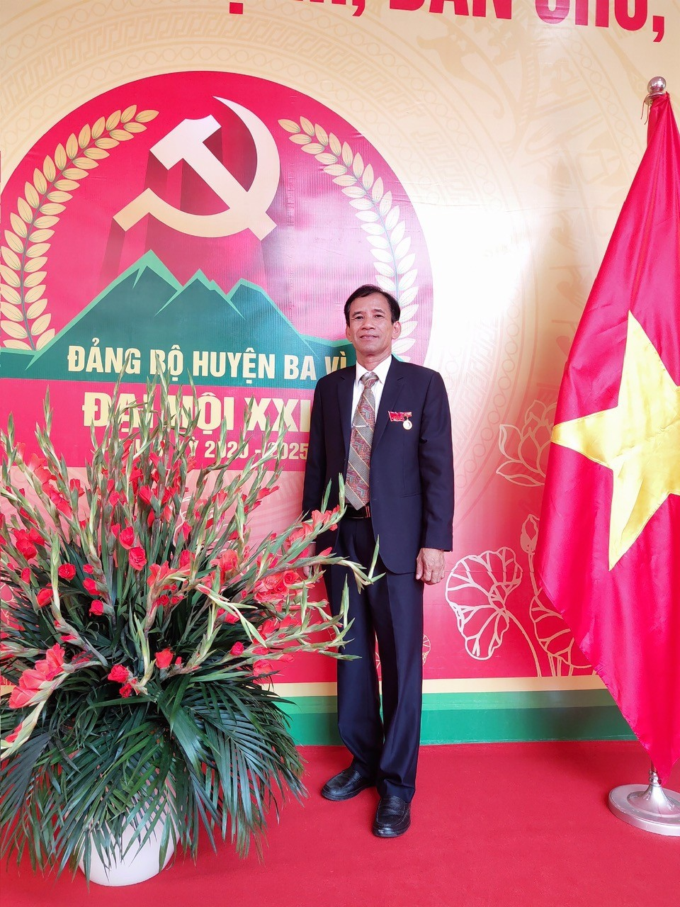 Anh Nguyễn Xuân Thành- Chủ tịch Công đoàn tích cực học tập và làm theo lời Bác Anh Nguyễn Xuân Thành- Chủ tịch Công đoàn tích cực học tập và làm theo lời Bác