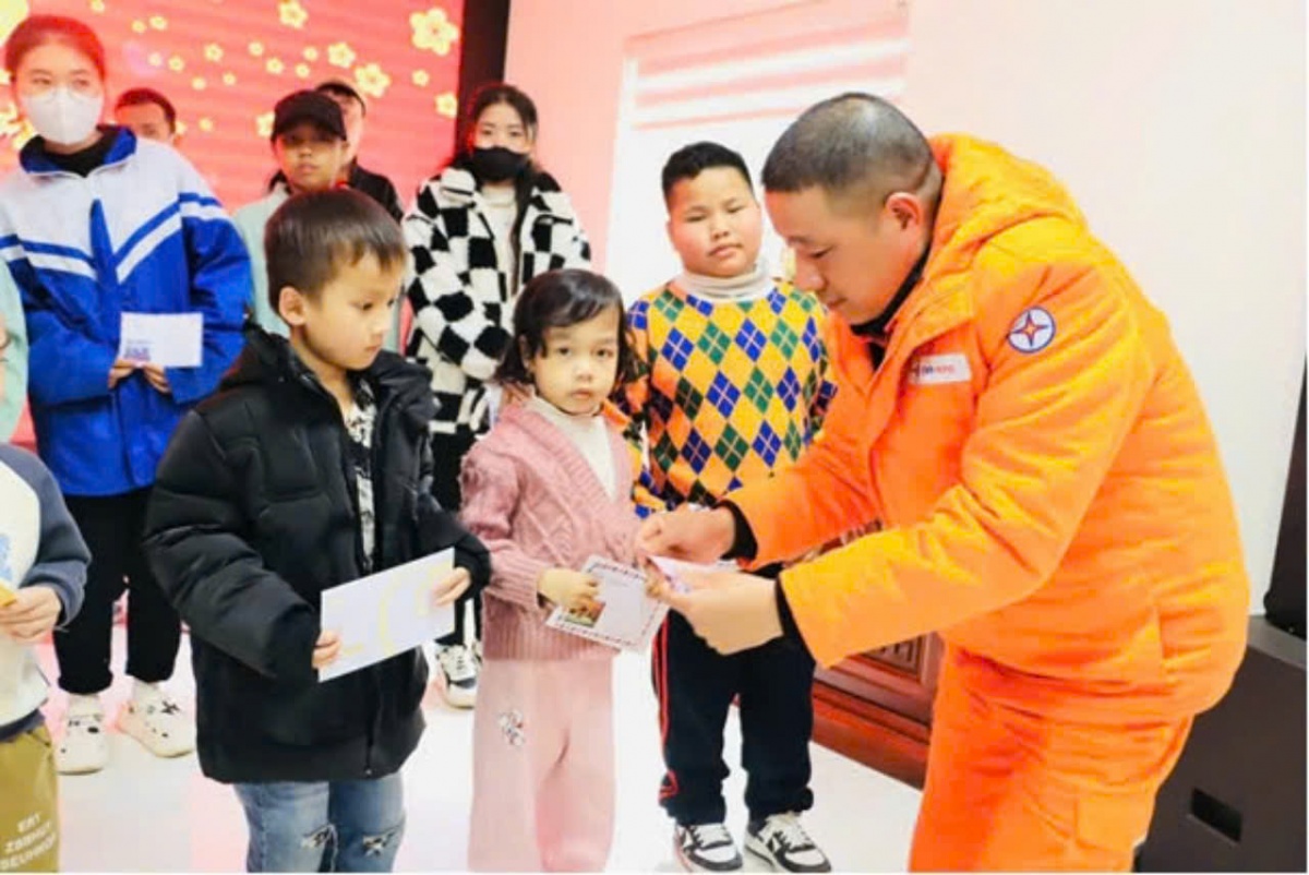 Công đoàn Điện Lực Nam Đàn với nhiều hoạt động nhân đạo trong cộng đồng Công đoàn Điện Lực Nam Đàn với nhiều hoạt động nhân đạo trong cộng đồng