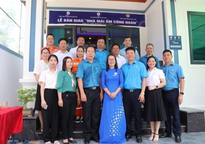 Tự hào người “lính áo cam” dưới mái ấm Công đoàn Điện lực Nghệ An